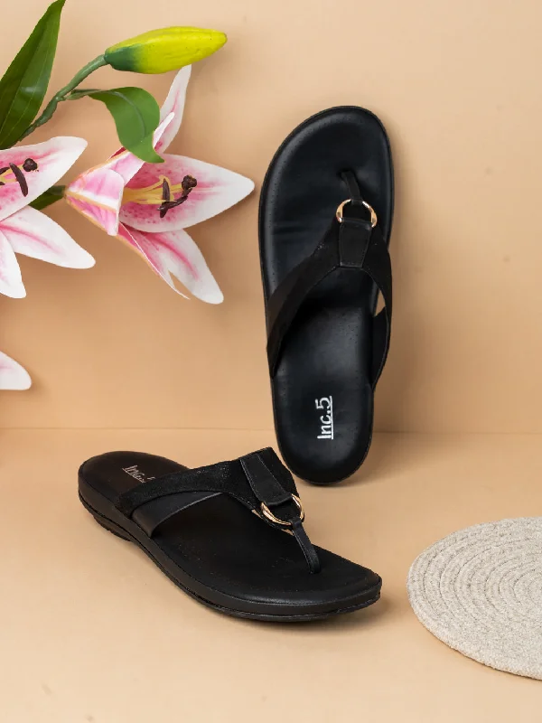 Womens Black Solid Round Toe Casual Flat Slip-on Sandals