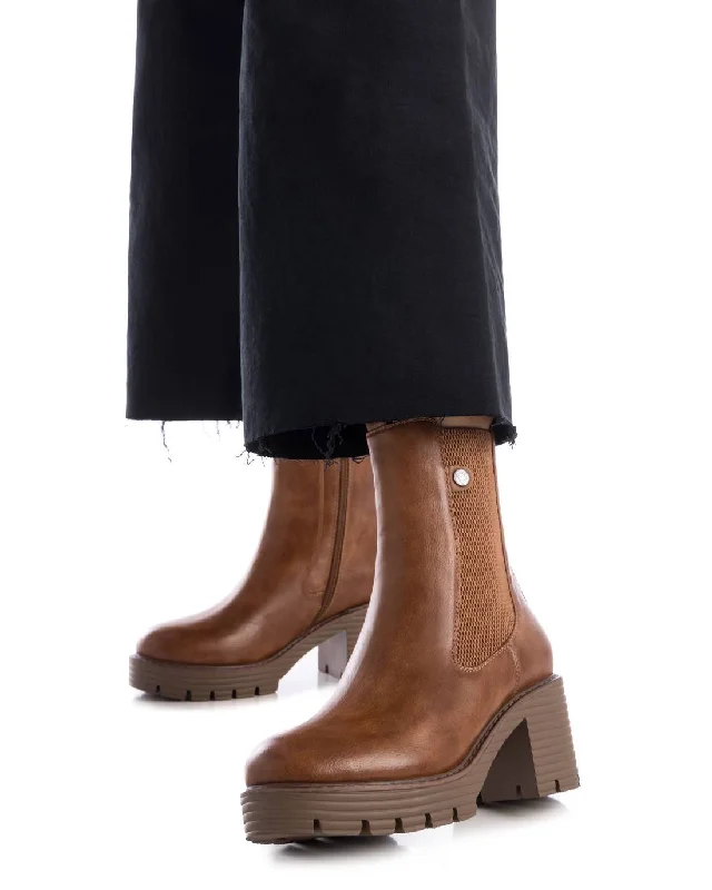 XTI Women's Chelsea Booties By XTI