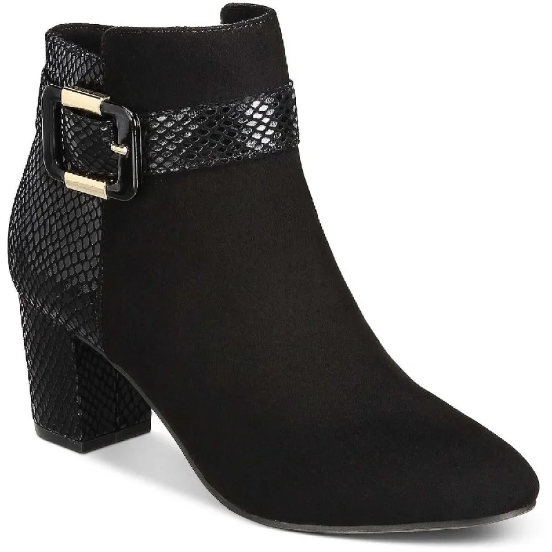 Ivyy Womens Pull On Snake Print Booties