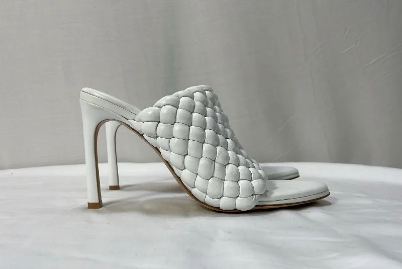 Bottega Veneta Padded Sandals in White Leather