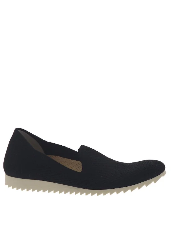 Verne Womens Solid Slip on Flats