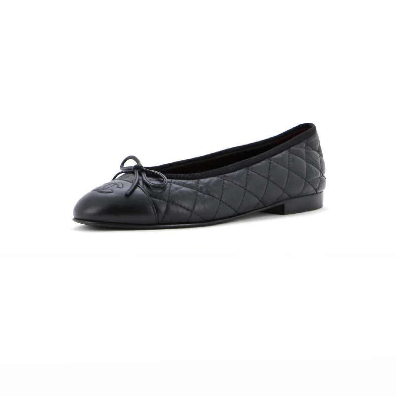 Women's CC Cap Toe Bow Ballerina Flats Quilted Leather