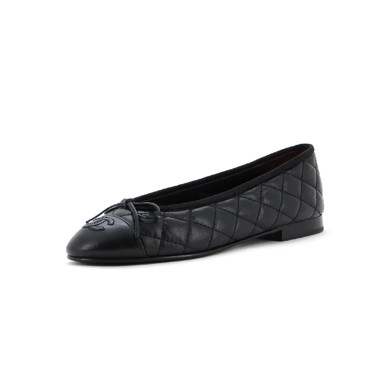 Women's CC Cap Toe Bow Ballerina Flats Quilted Leather