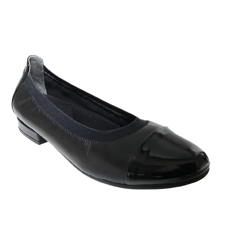 Women's Nicole Flats - Ww Width In Black